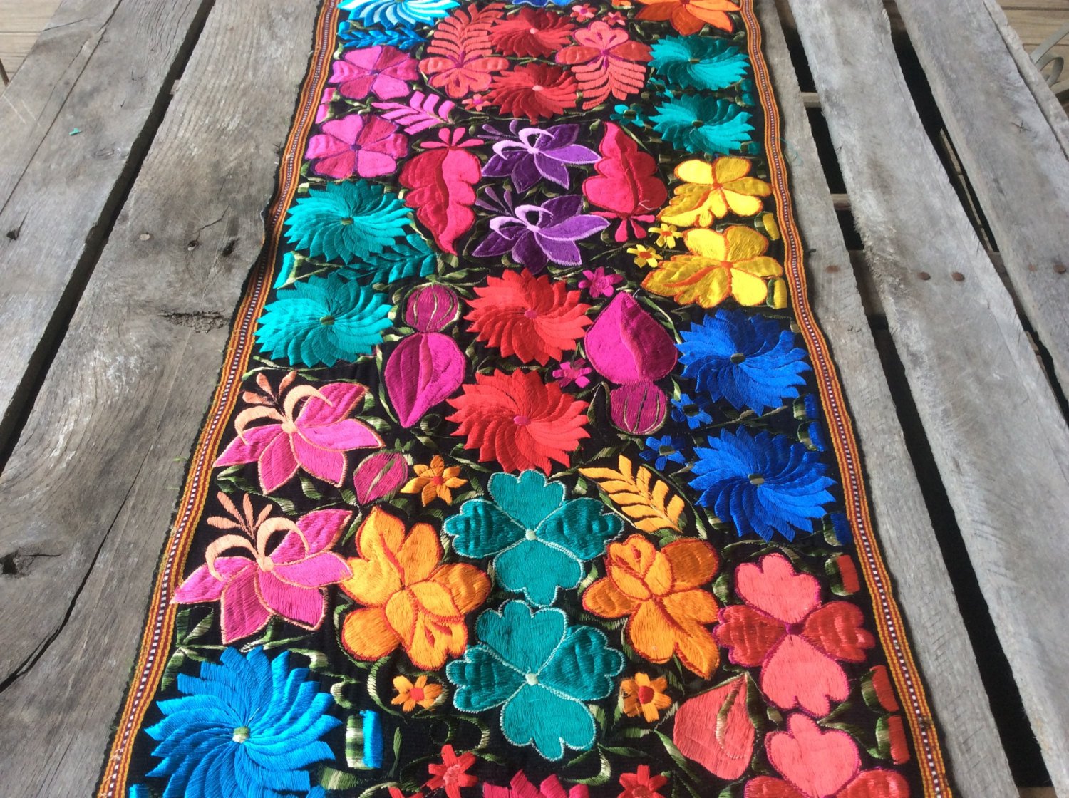 beautiful bright table runner accent piece sure the focal fullxfull floral pier one seat cushions thin coffee green lamps contemporary wide side natural cherry black perspex small