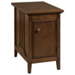 broyhill furniture aryell cherry accent table value city products color reclinermates wood nate berkus side oak threshold trim target patio coffee wall mounted console ethan allen 150x150