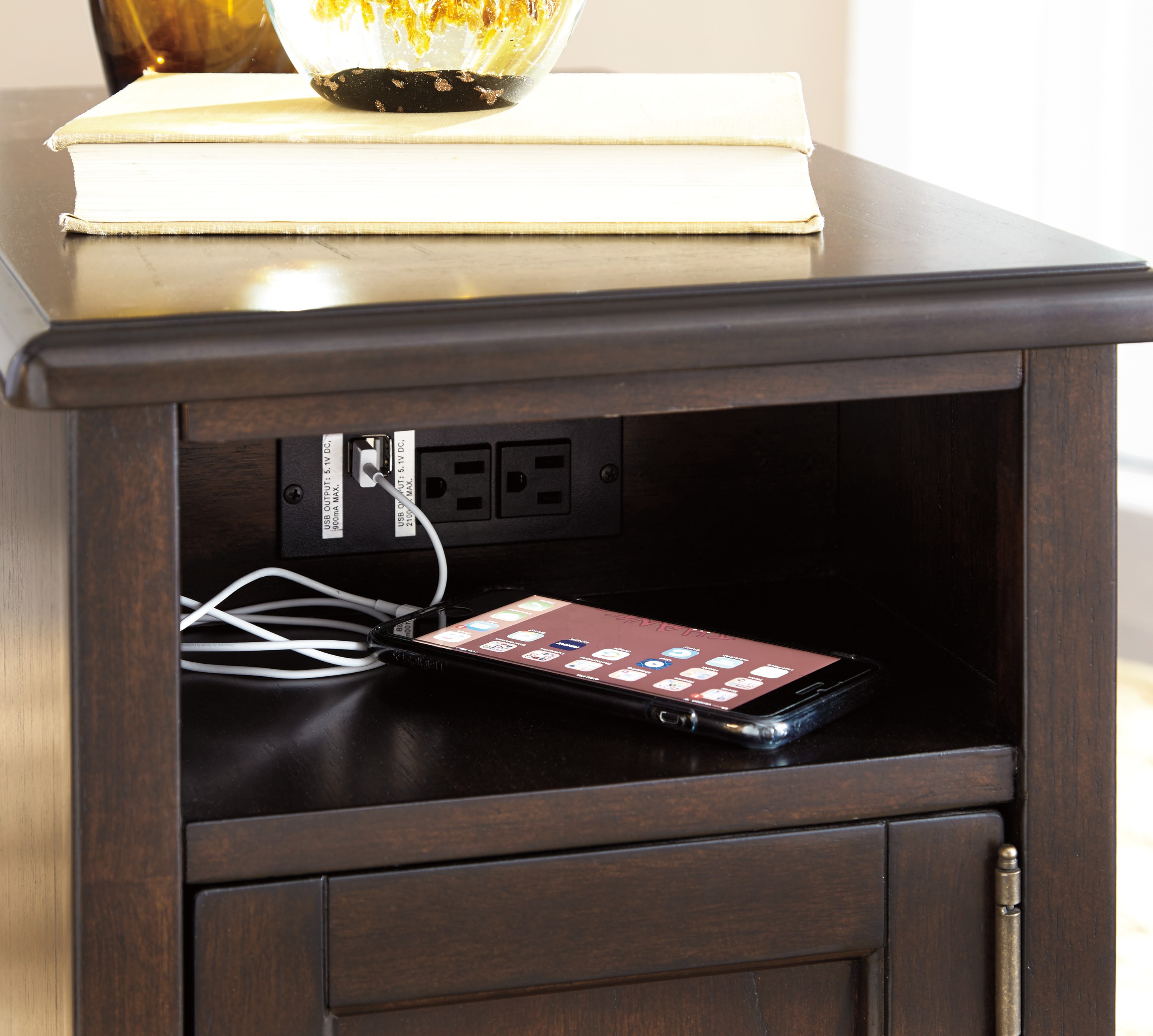 end table coffee with usb ports accent tables charging station small built vanderbilt nightstand teal home decor queen anne badcock website black lace runner ethan allen windsor