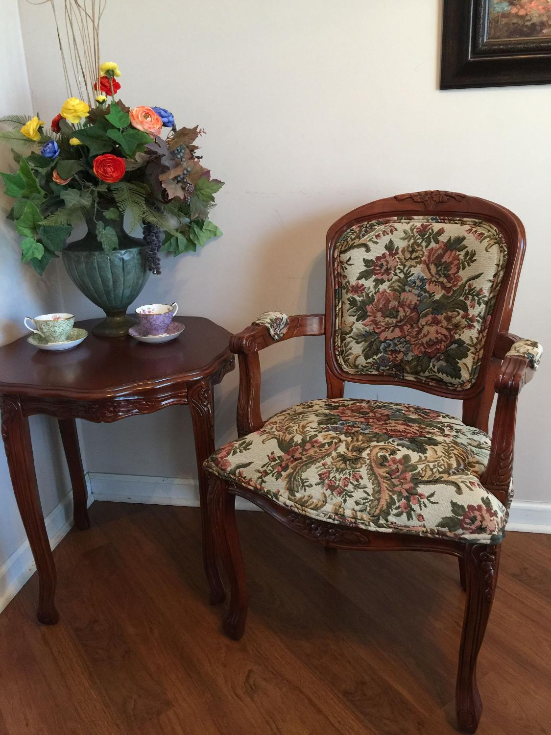 find more set two accent chairs and table for between tall end tables ikea large round coffee patio furniture covers half moon living room homemade ashley console sofa big lots