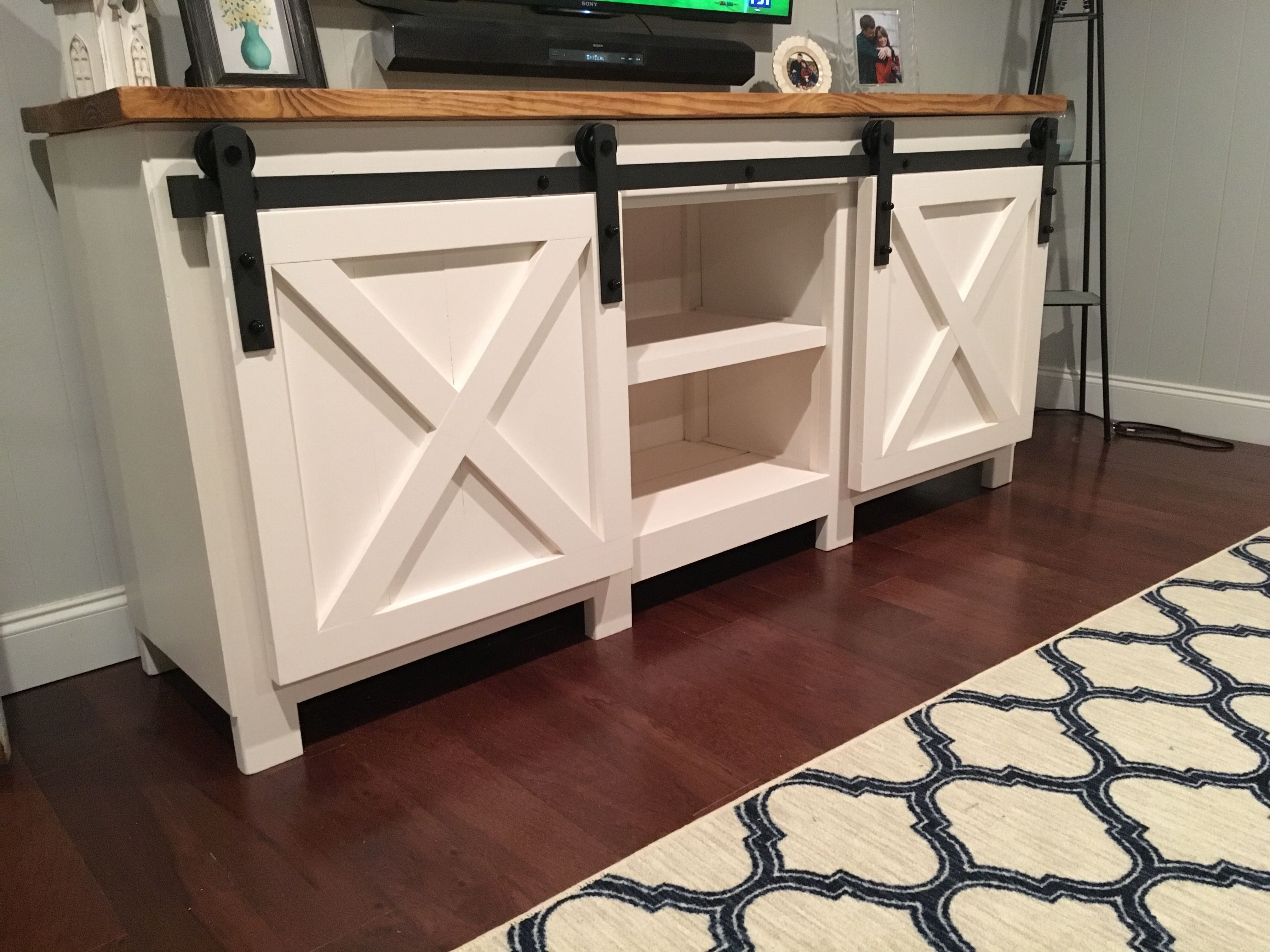 free diy stand plans you can build right now ana accent table with barn door doors and shelves white designer chairs sears outdoor furniture best coffee designs black side