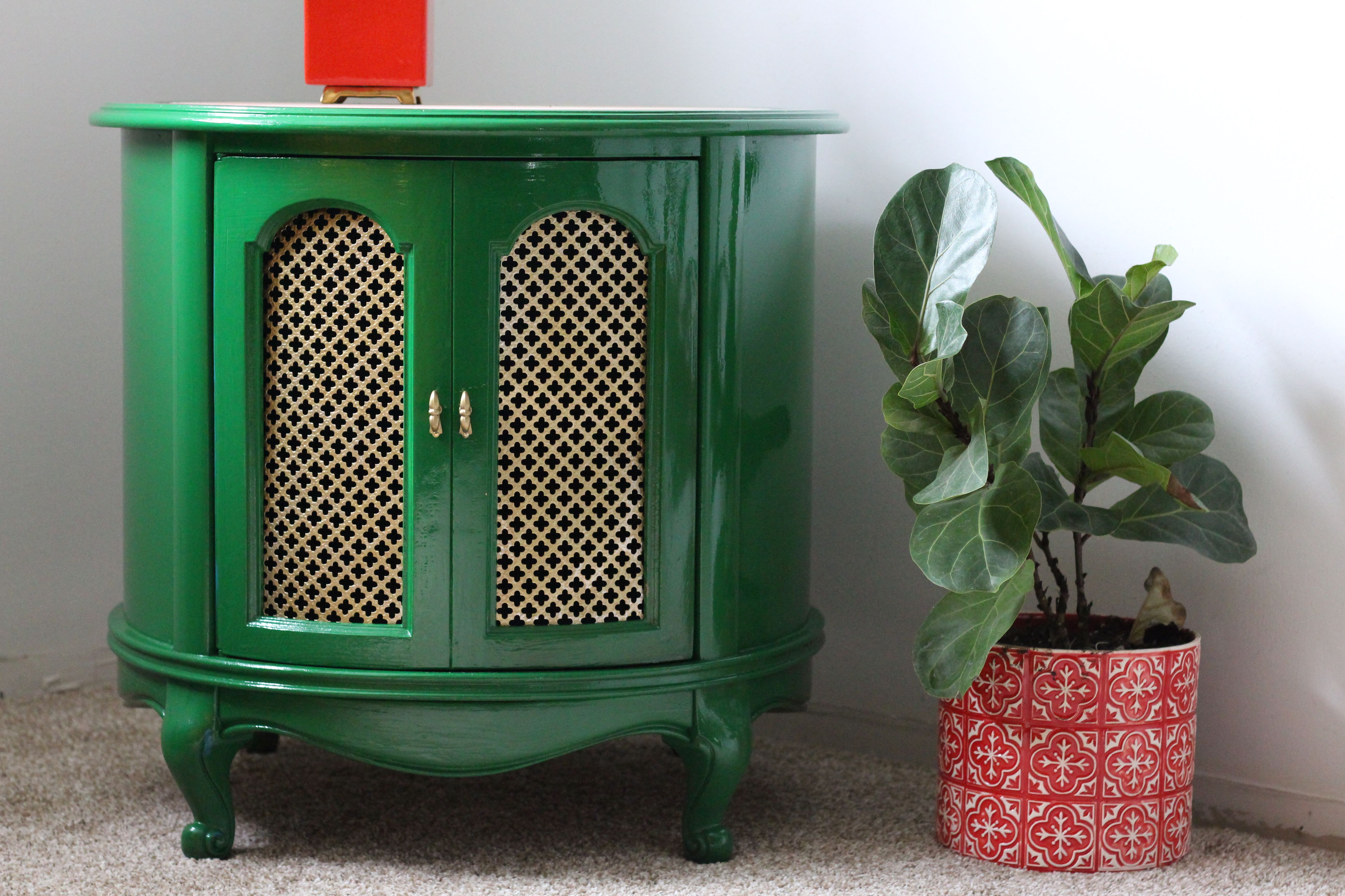 green accent table fine paints europe bottle deep emerald high gloss furniture dark blue nightstand oak corner cherry coffee weber grill jcpenney bedroom sets white marble end