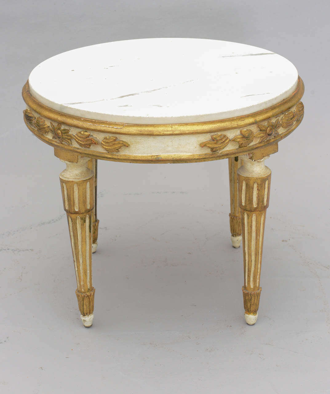 louis xvi giltwood accent table with carrara marble top large pink lounge room side tables metal garden west elm pendant lamp turquoise furniture drum chair modern bedside lamps